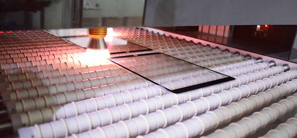 ITO玻璃在線(xiàn)等離子清洗機(jī)處理介紹